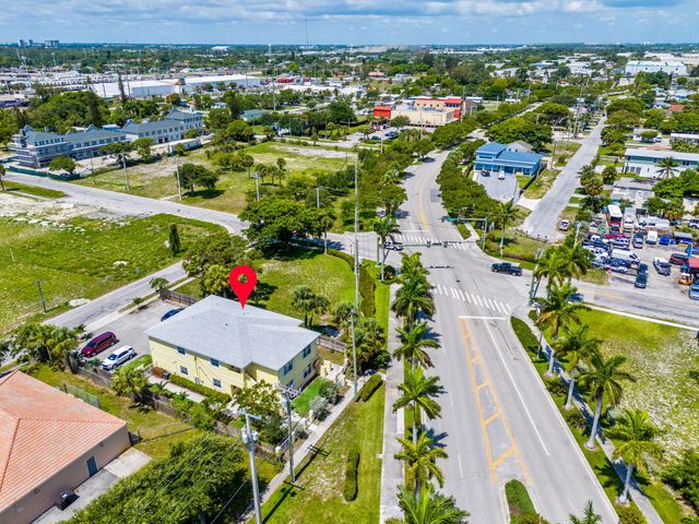 56 W 12th Street C, Riviera Beach, FL 33404