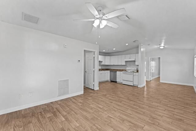 56 W 12th Street C, Riviera Beach, FL 33404