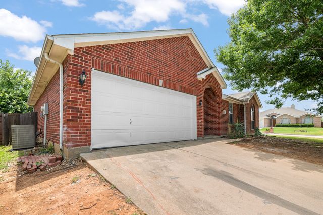 2013 Sword Fish Drive, Mansfield, TX 76063