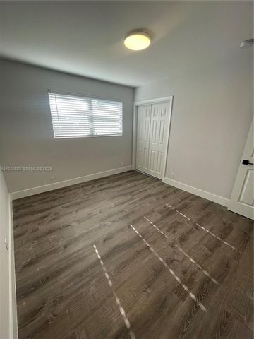 10751 SW 48th St, Davie, FL 33328