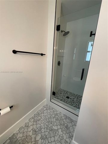 10751 SW 48th St, Davie, FL 33328