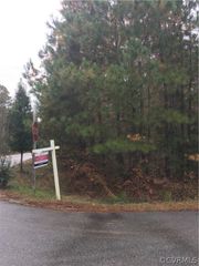 8231 Strath Rd, Henrico, VA 23231