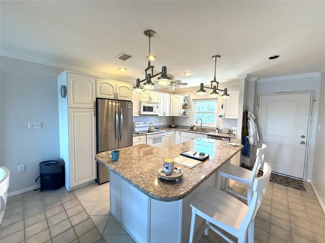 3330 GULF OF MEXICO DRIVE 202D, Longboat Key, FL 34228