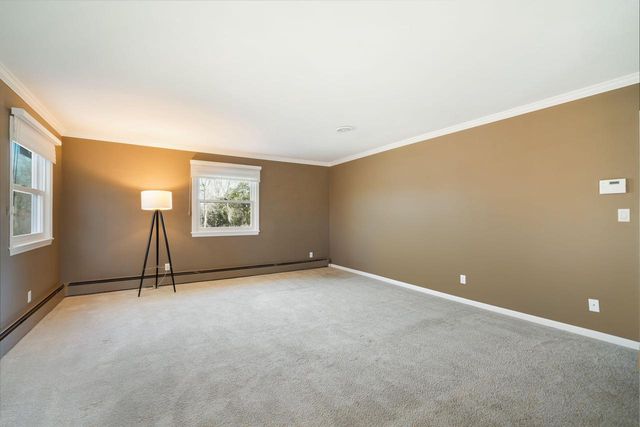 N59W38235 Mainland DRIVE, Oconomowoc, WI 53066