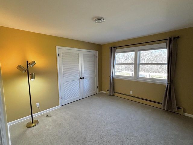 N59W38235 Mainland DRIVE, Oconomowoc, WI 53066