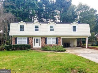 747 Sherwood Drive, Jonesboro, GA 30236