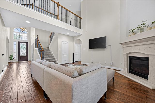25302 Hillside Meadow Drive, Spring, TX 77389