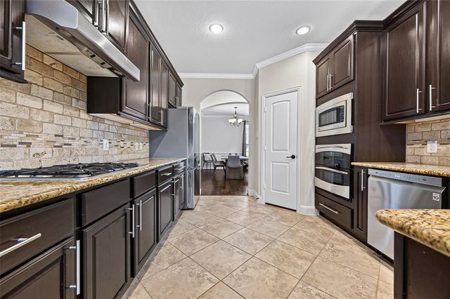 25302 Hillside Meadow Drive, Spring, TX 77389