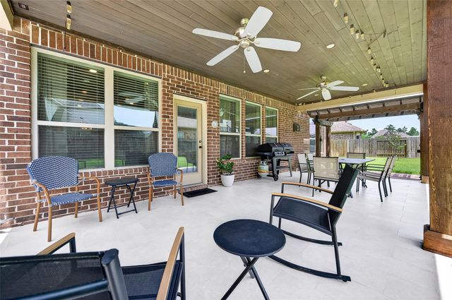 25302 Hillside Meadow Drive, Spring, TX 77389