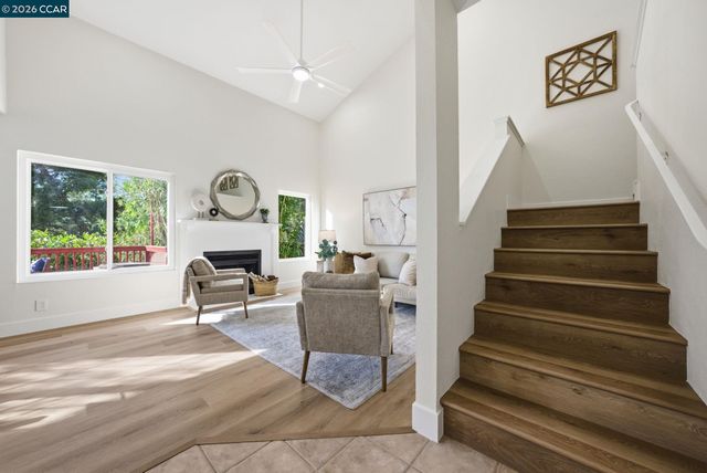 4852 Starflower Dr, Martinez, CA 94553