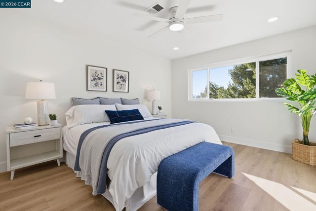 4852 Starflower Dr, Martinez, CA 94553