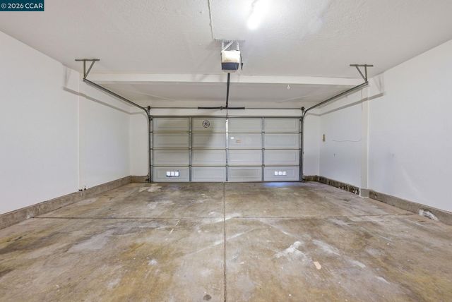 4852 Starflower Dr, Martinez, CA 94553