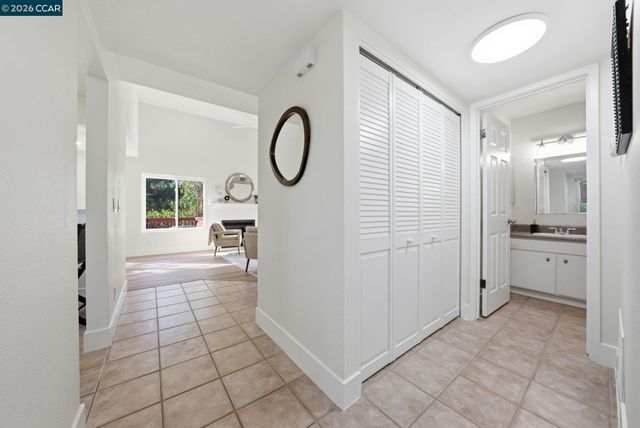 4852 Starflower Dr, Martinez, CA 94553