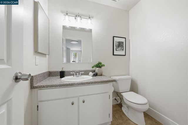 4852 Starflower Dr, Martinez, CA 94553