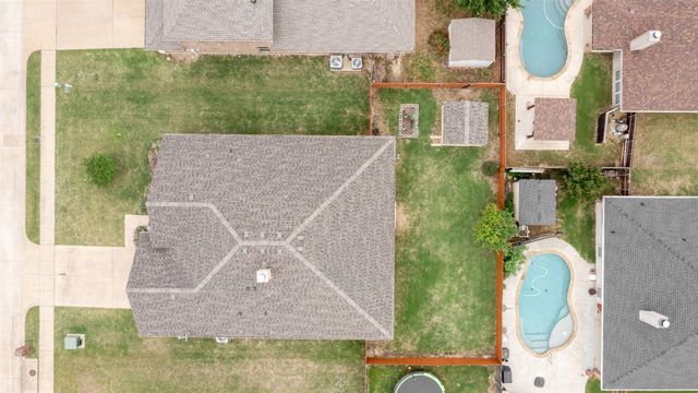 127 Althea Drive, Waxahachie, TX 75165