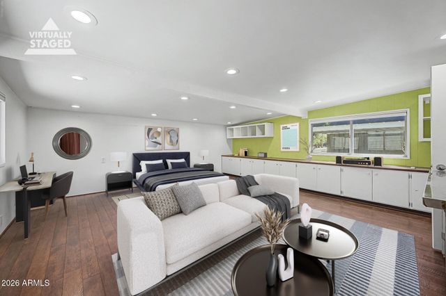 2126 S LA ROSA Drive, Tempe, AZ 85282
