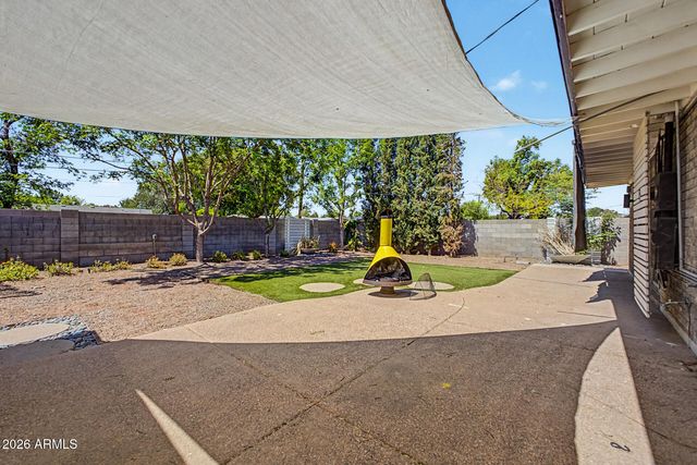 2126 S LA ROSA Drive, Tempe, AZ 85282