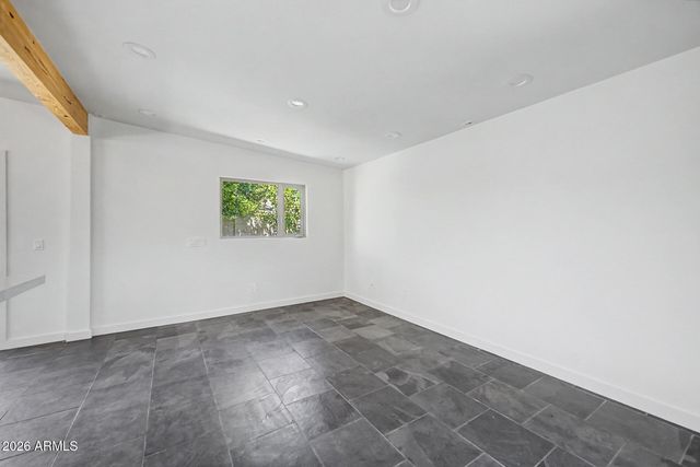 2126 S LA ROSA Drive, Tempe, AZ 85282