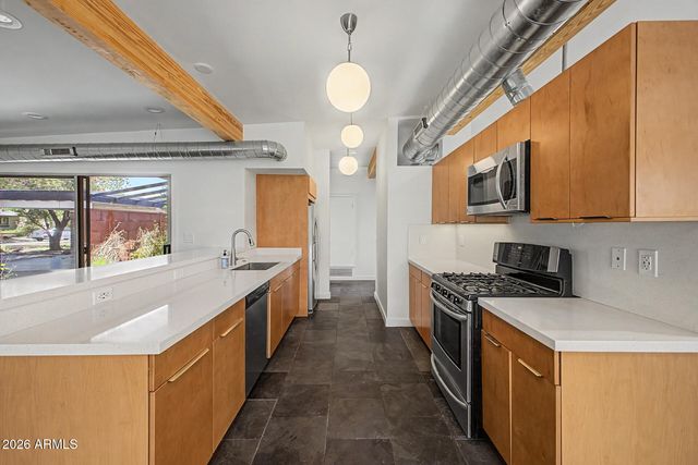 2126 S LA ROSA Drive, Tempe, AZ 85282
