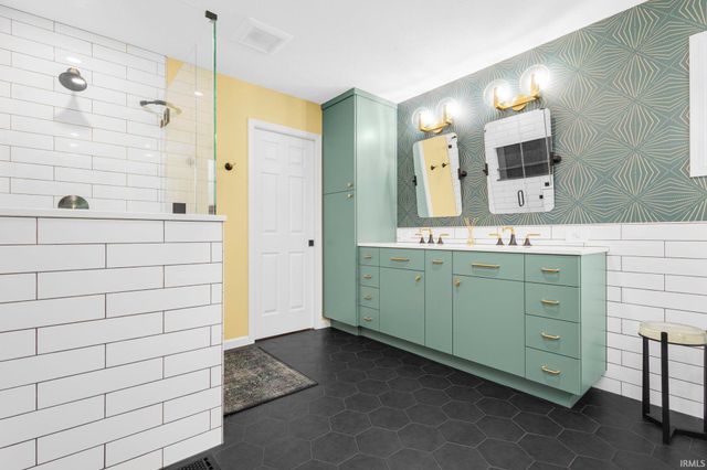 14413 Worthington Drive, Granger, IN 46530