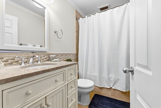 234 Marlborough St 1, Boston, MA 02116