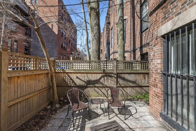 234 Marlborough St 1, Boston, MA 02116
