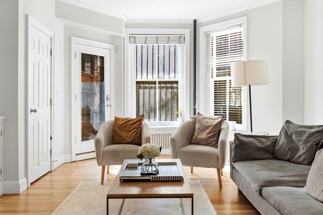 234 Marlborough St 1, Boston, MA 02116