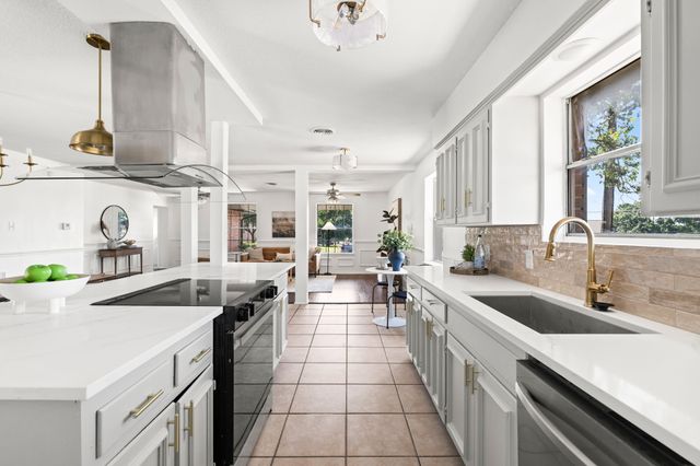 9662 Ferndale Road, Dallas, TX 75238