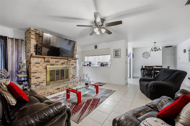 7212 SW 18TH PLACE, Gainesville, FL 32607