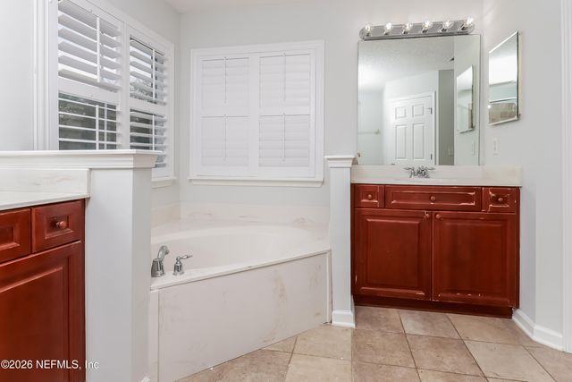 12048 MARLDON Lane, Jacksonville, FL 32258