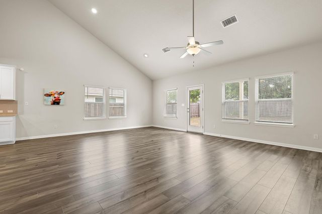 205 Durango Downs DR, Hutto, TX 78634