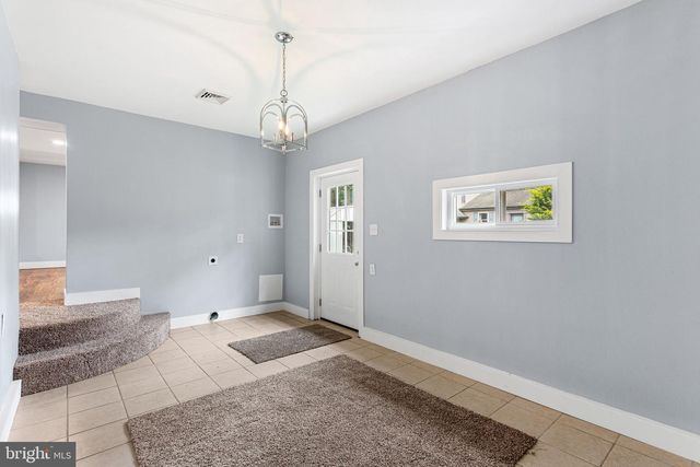 2105 LAKESIDE DR, Williamstown, NJ 08094