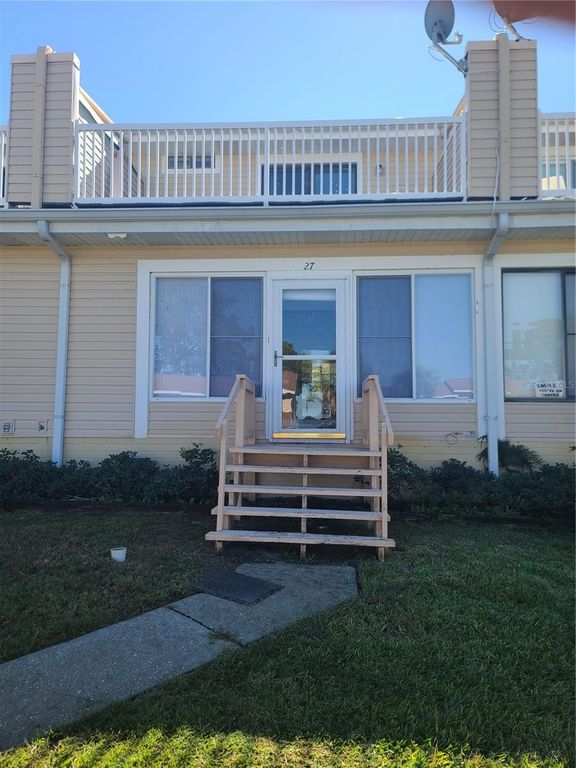 11001 SE SUNSET HARBOR RD C27, Summerfield, FL 34491