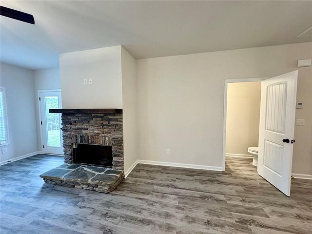 6458 Plantation Station Drive Drive, Lula, GA 30554