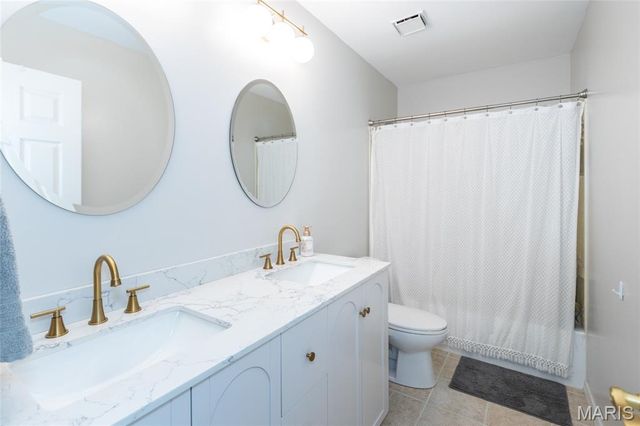 14715 Timberway Court, Chesterfield, MO 63017