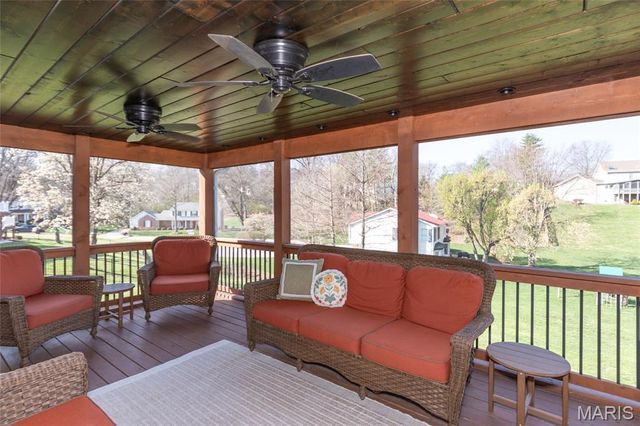 14715 Timberway Court, Chesterfield, MO 63017