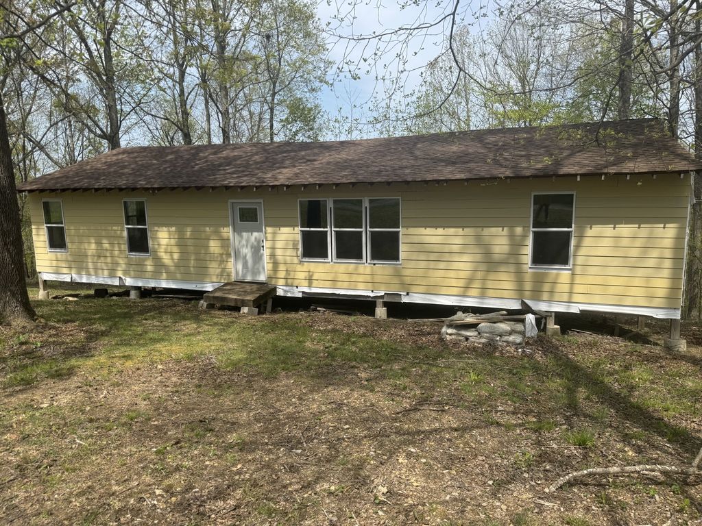 465 Sunset Ridge Ln, Hilham, TN 38568