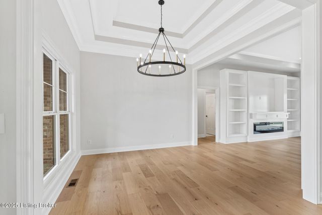 32 Dalton Dr, Fisherville, KY 40023