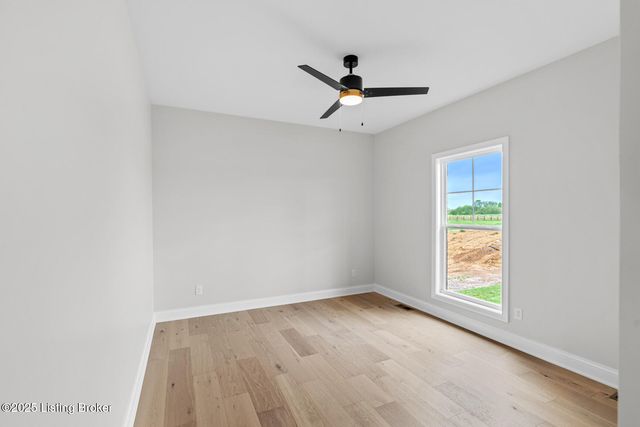 32 Dalton Dr, Fisherville, KY 40023