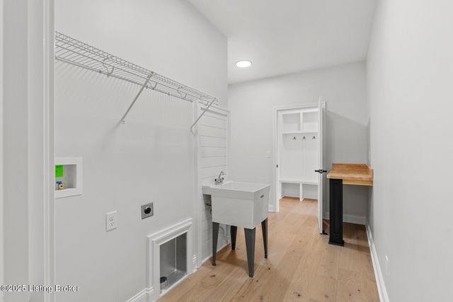 32 Dalton Dr, Fisherville, KY 40023