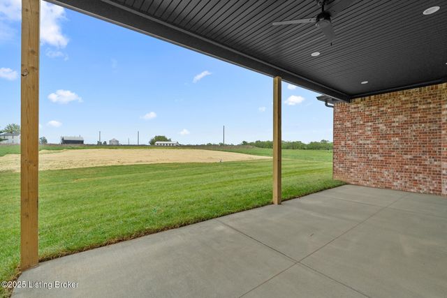 32 Dalton Dr, Fisherville, KY 40023