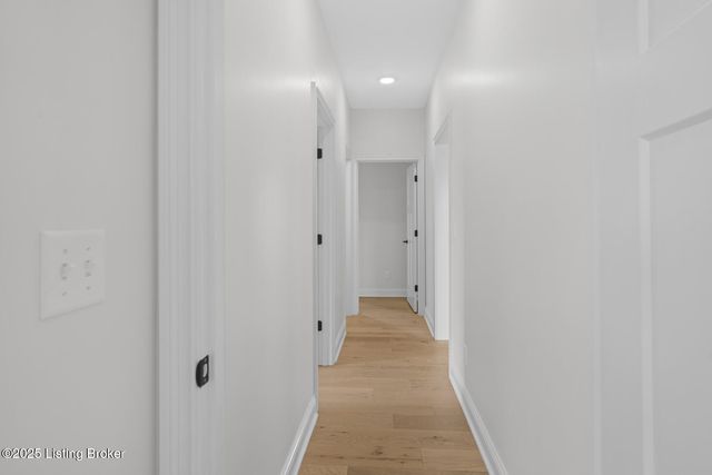 32 Dalton Dr, Fisherville, KY 40023