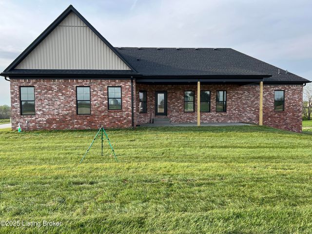 32 Dalton Dr, Fisherville, KY 40023
