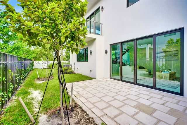 4624 SW 32nd ave A3, Dania Beach, FL 33312