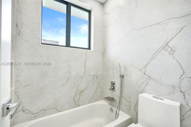 4624 SW 32nd ave A3, Dania Beach, FL 33312