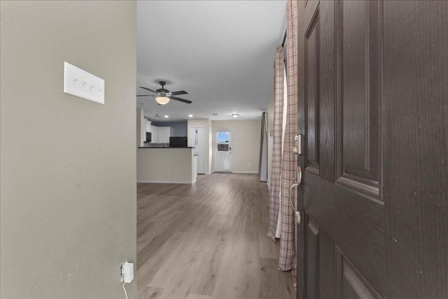 5727 Treasure Cove Road, Cove, TX 77523