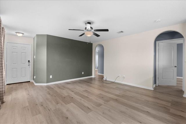 5727 Treasure Cove Road, Cove, TX 77523