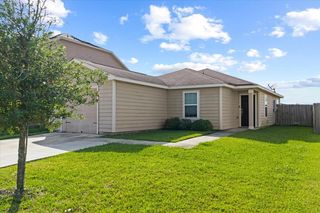 5727 Treasure Cove Road, Cove, TX 77523