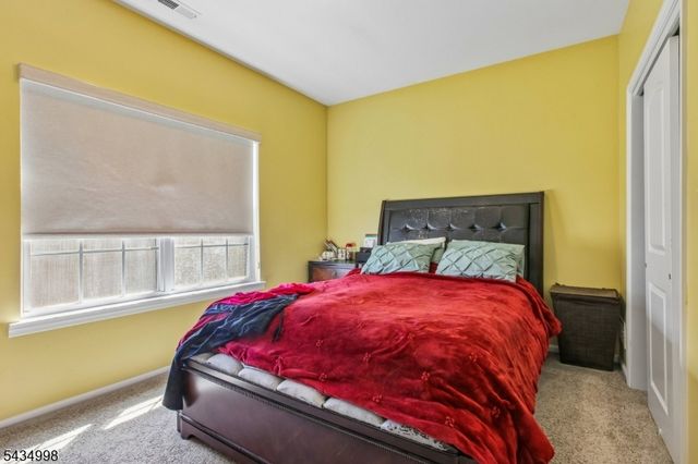 3 Newark Ave, Spotswood Boro, NJ 08884