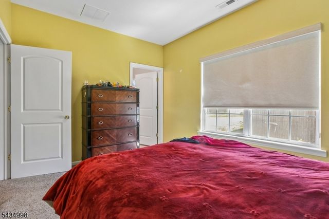3 Newark Ave, Spotswood Boro, NJ 08884